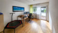 Arbeitszimmer mit Balkon OG