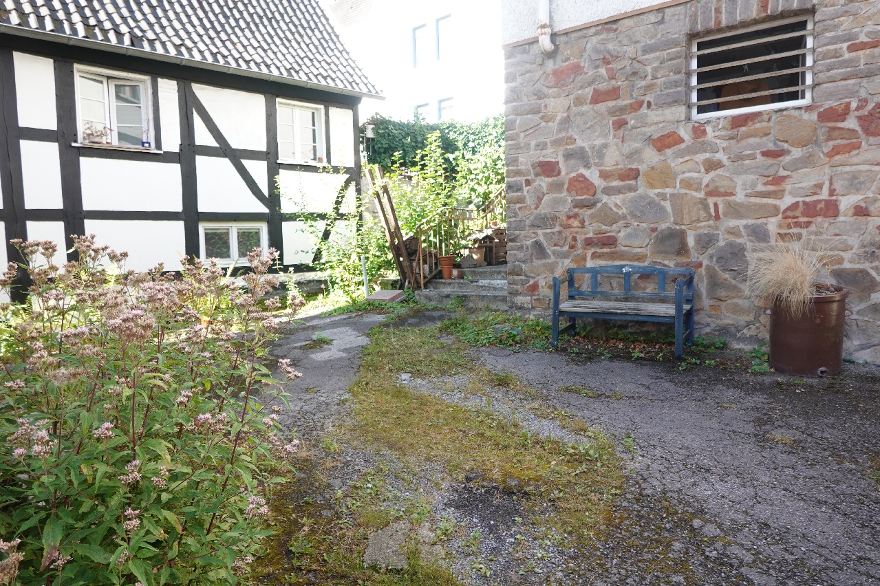 Kleiner Außenbereich