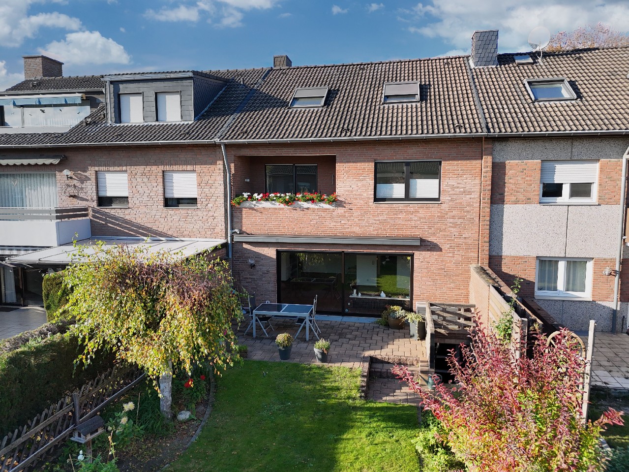 7 Zimmer mit ca. 180m² Nutzfäche