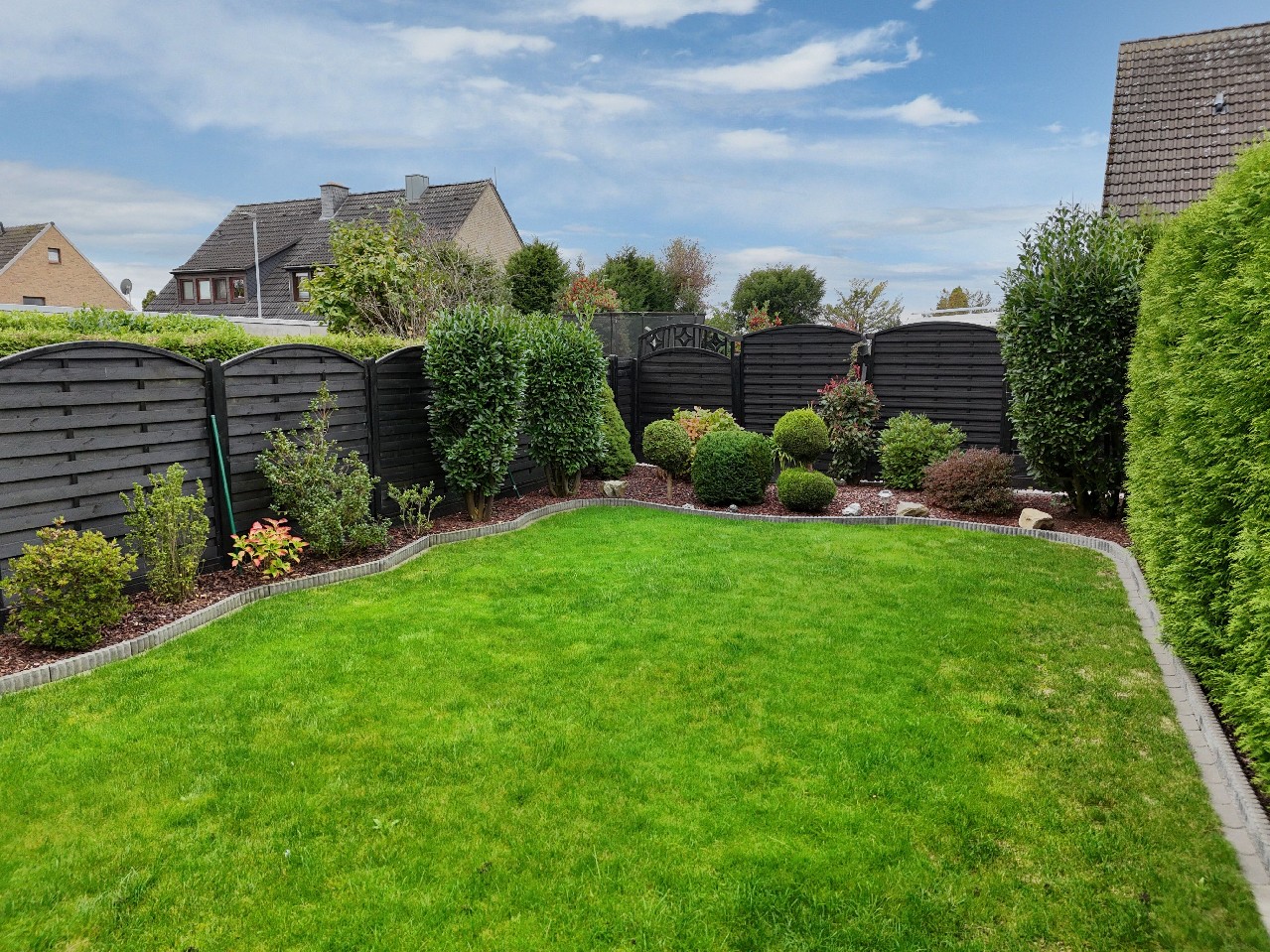 in sonniger West-Lage