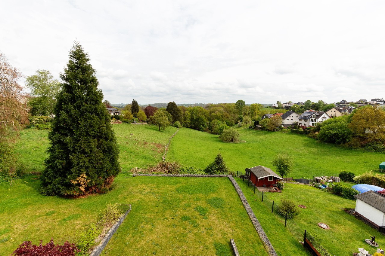 unverbaubarer Blick ins Grüne