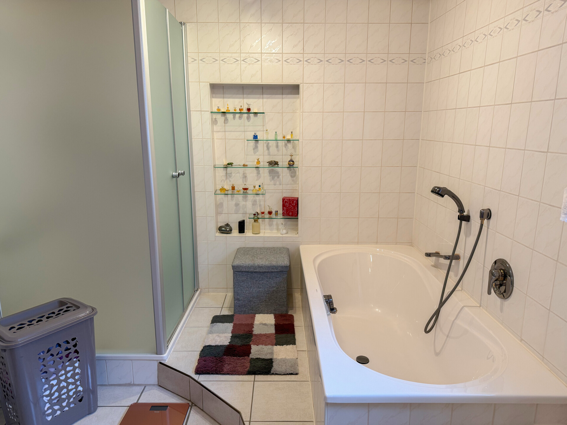 Haus 2 OG Dusch-/Wannenbad