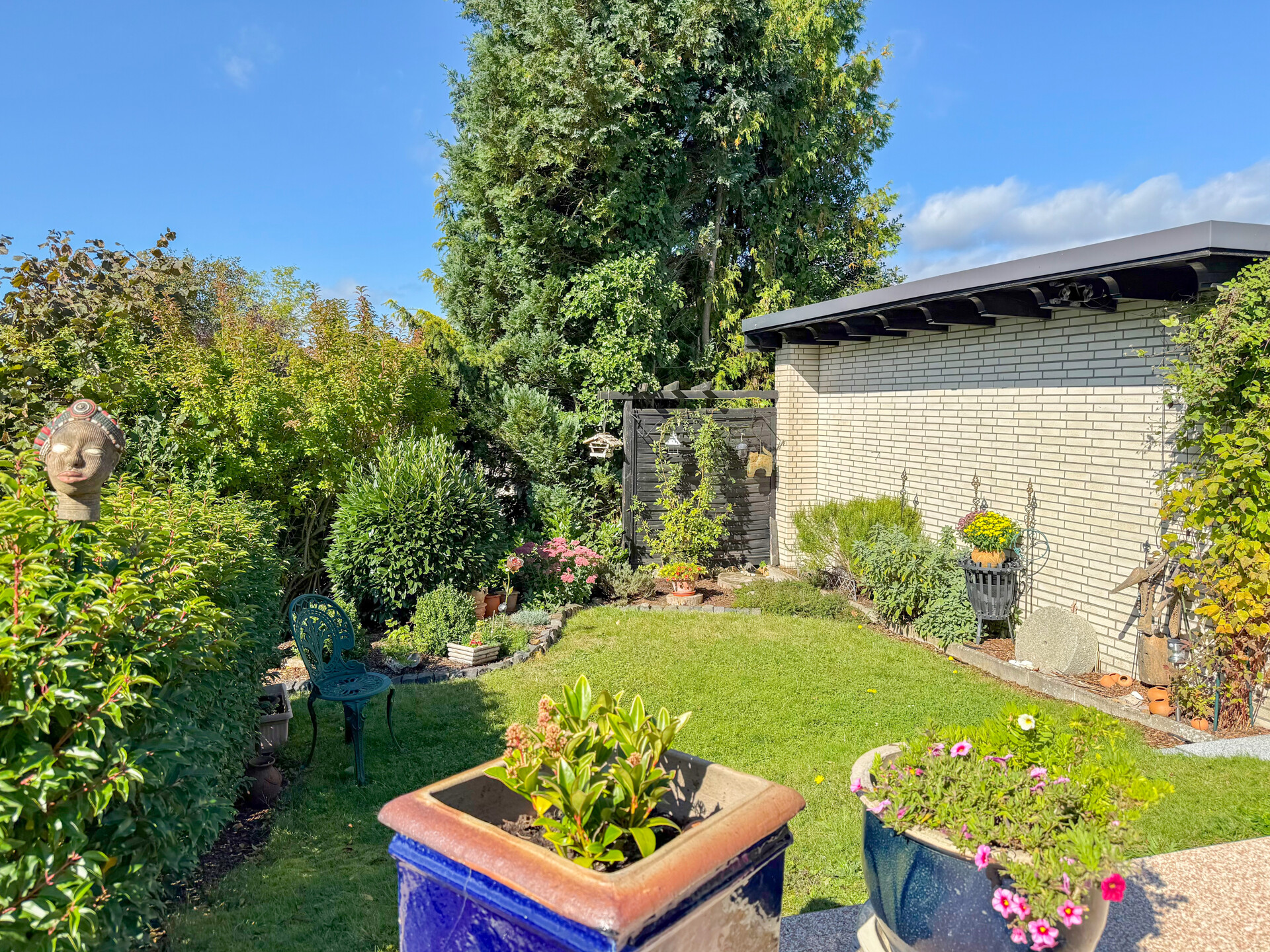 Uneinsehbarer, oberer Gartenbereich