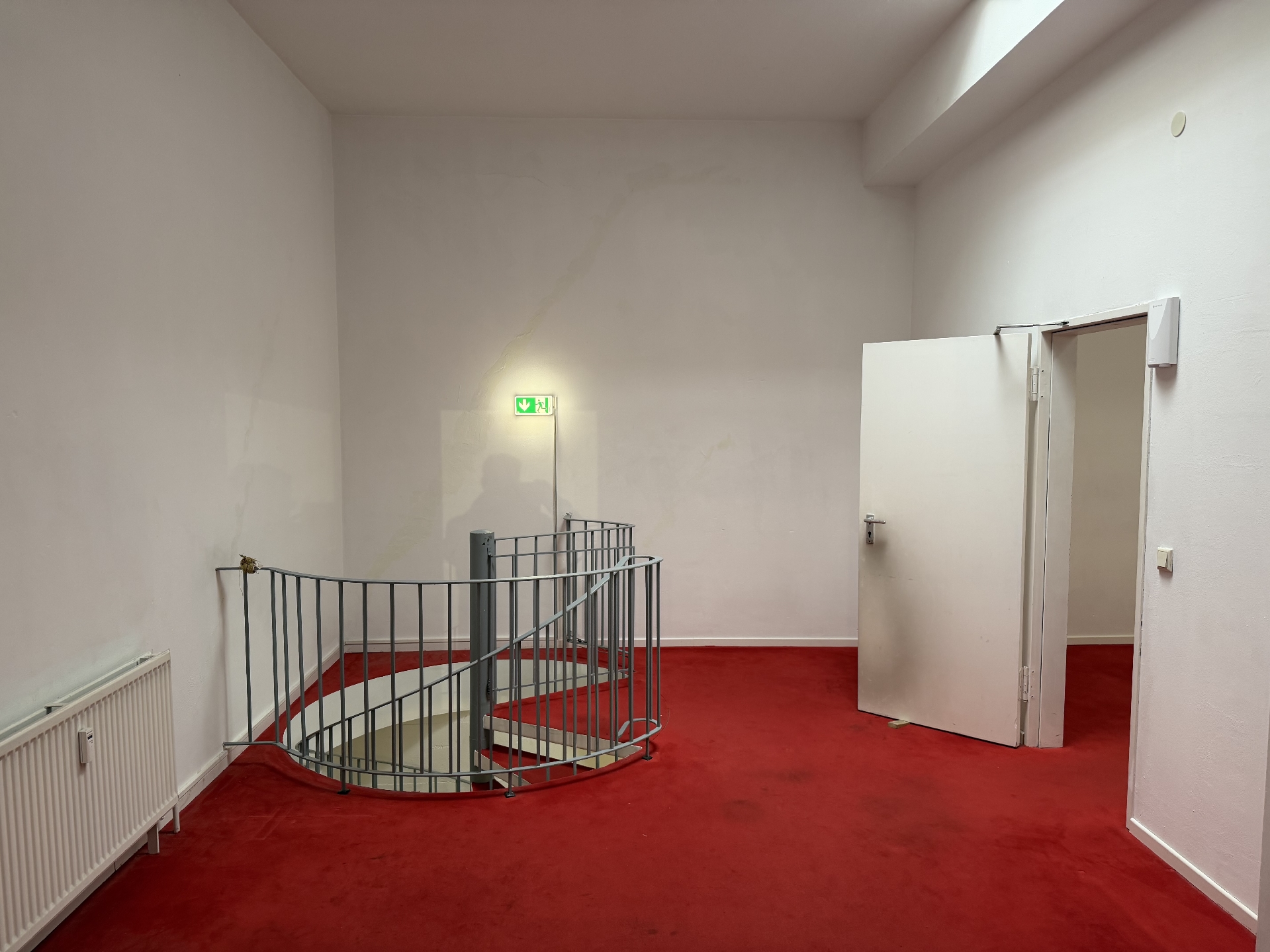 Lagerbereich mit Zugang zum Kellerlager