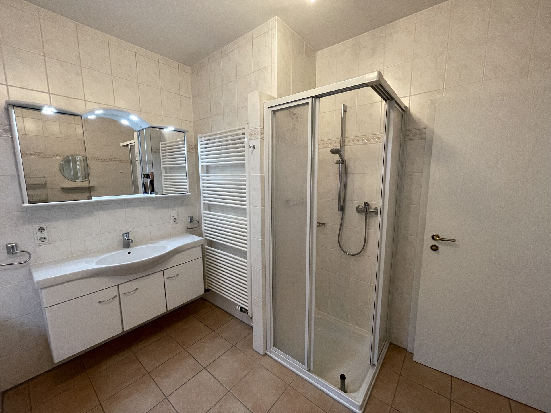 Badezimmer EG