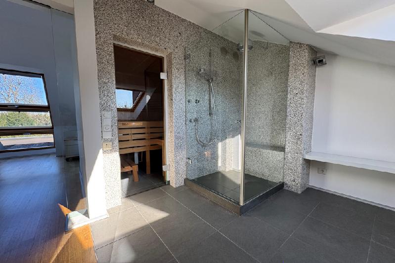 Dusche und Sauna