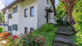 Ein paar Stufen zum Haus