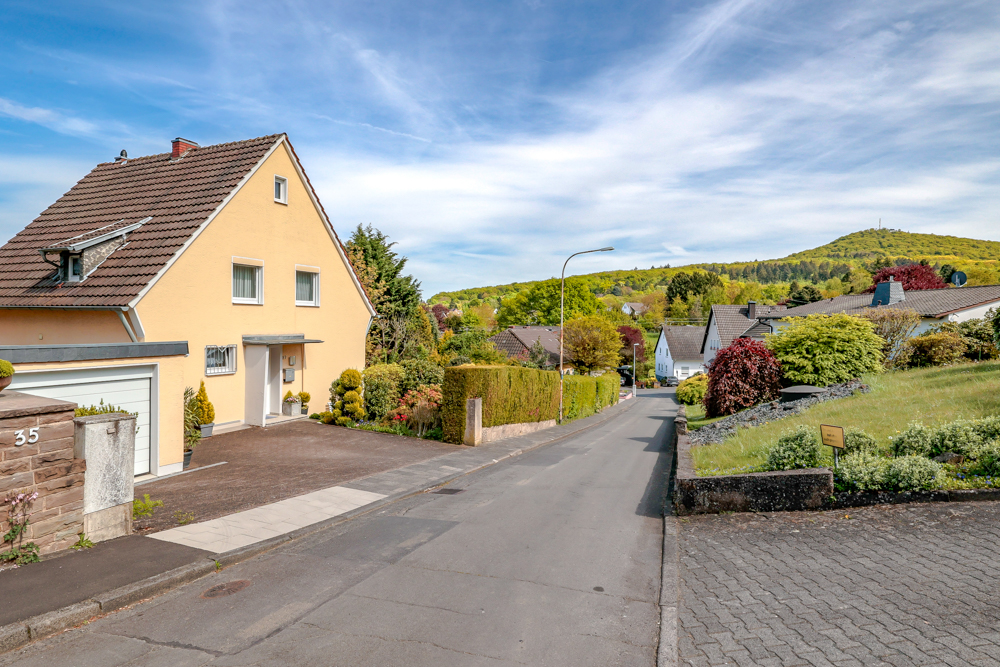 Straßenansicht
