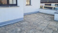 Terrasse vor der Tür