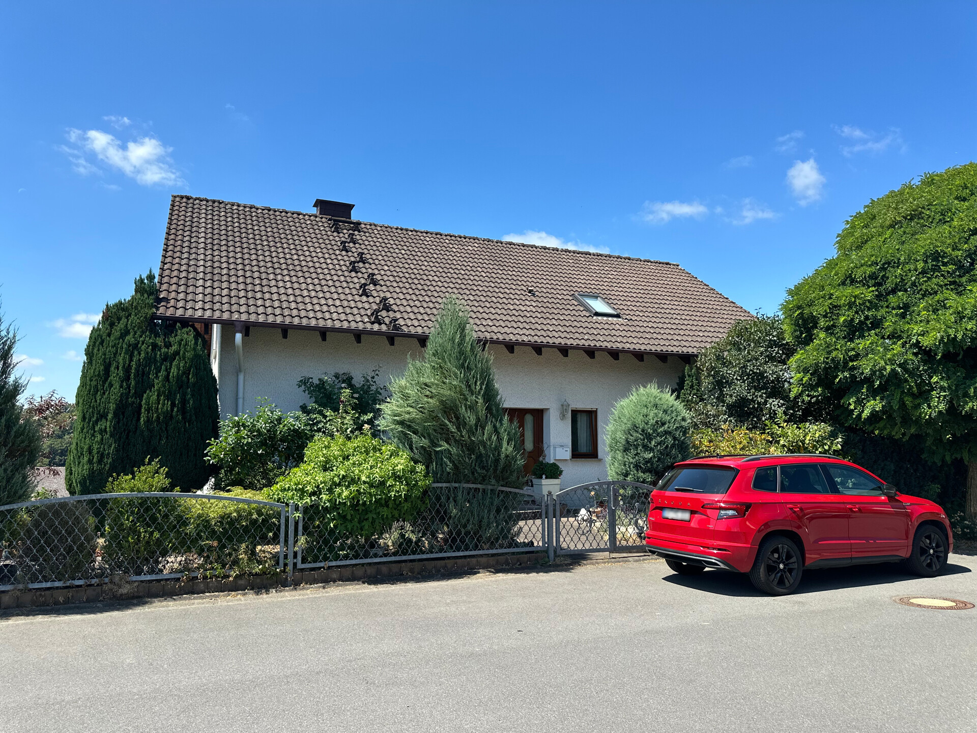Straßenansicht