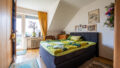 Schlafzimmer DG