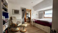 Schlafzimmer DG
