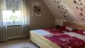Schlafzimmer DG