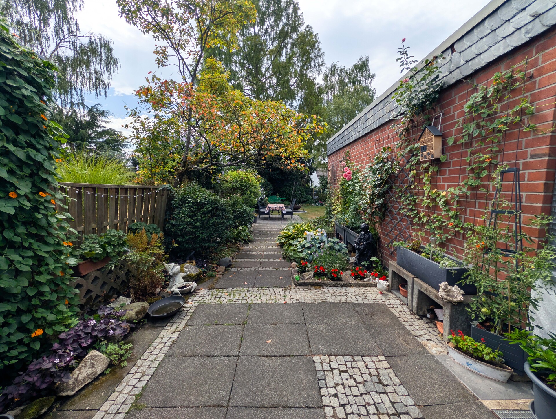 Weg zum Garten