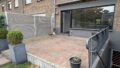 Blick auf die leere Terrasse