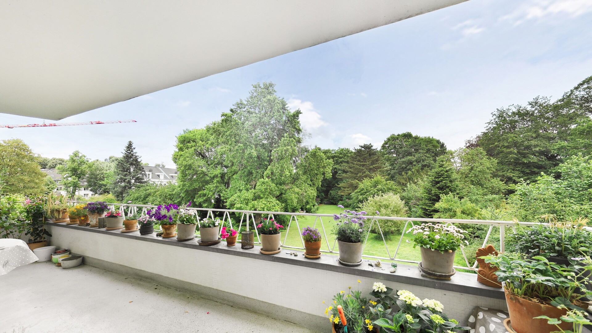 Balkon Gartenseite
