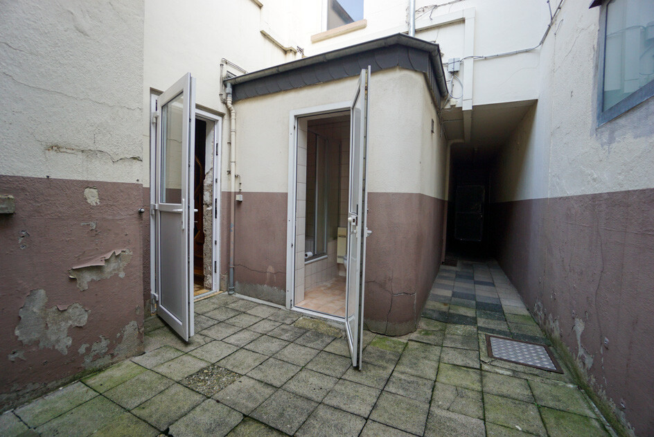 ... und Innenhof