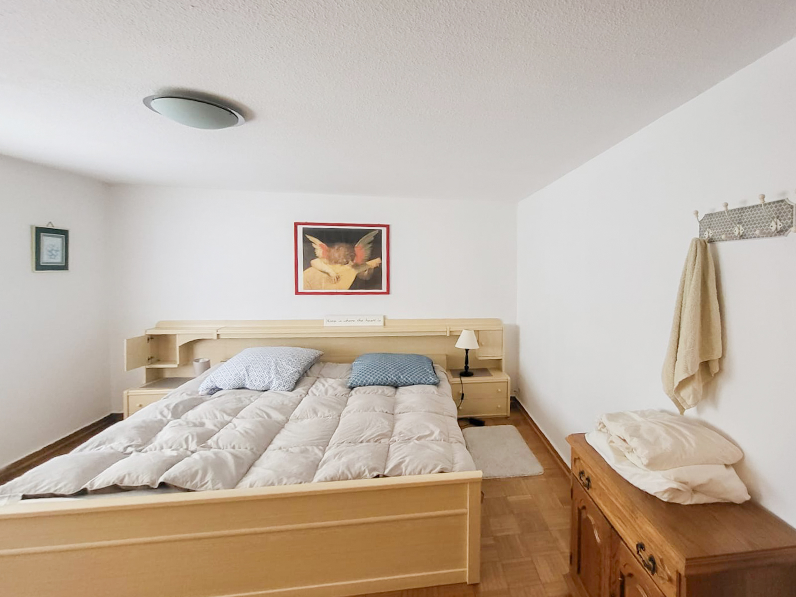 Schlafzimmer UG