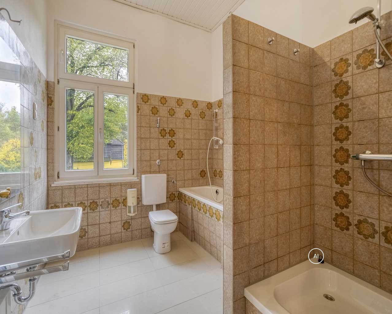 Wohnung 3: Badezimmer