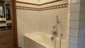 ... Badewanne und WC