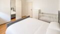 Schlafzimmer EG Rechts