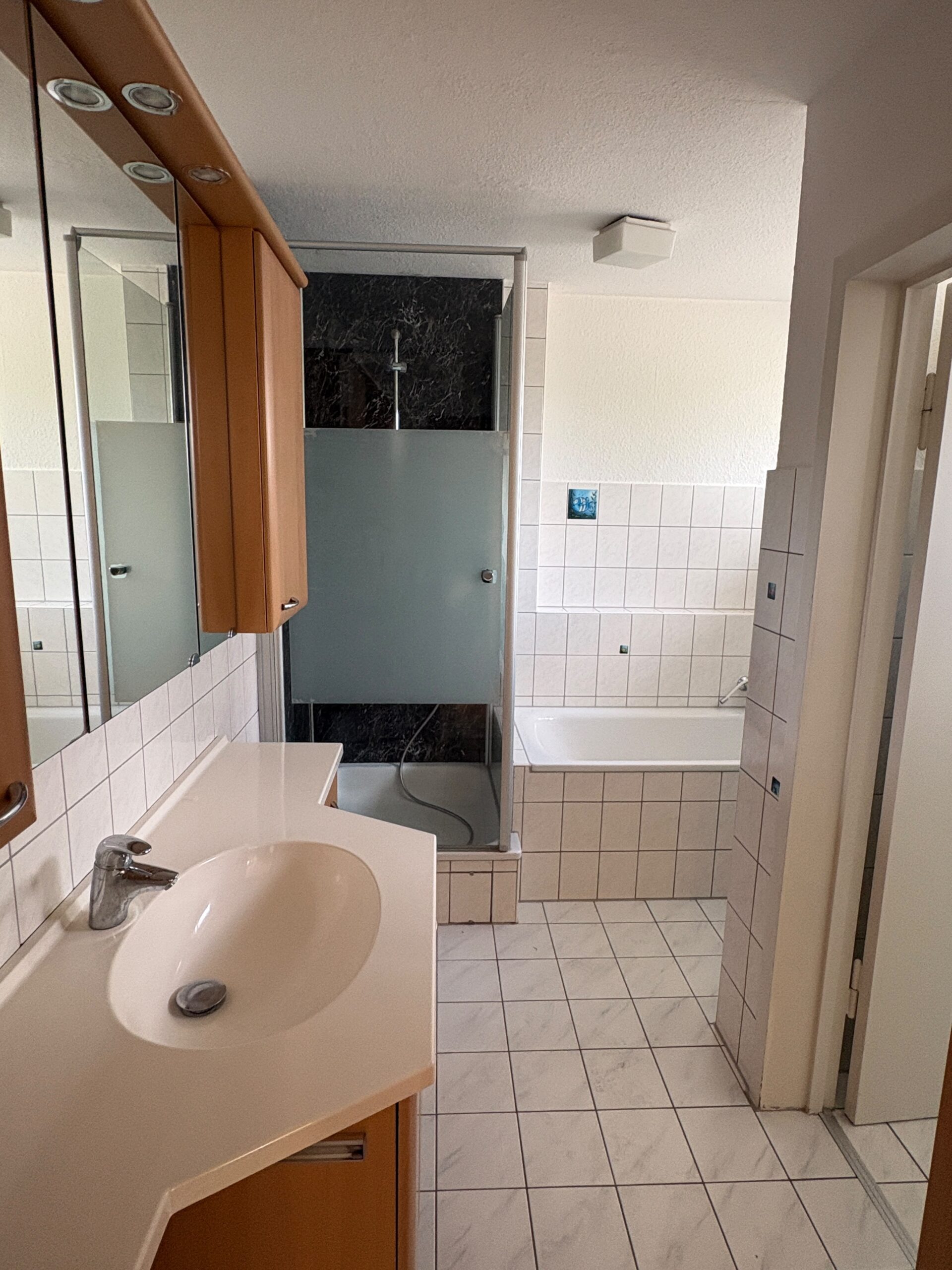 Badezimmer OG...